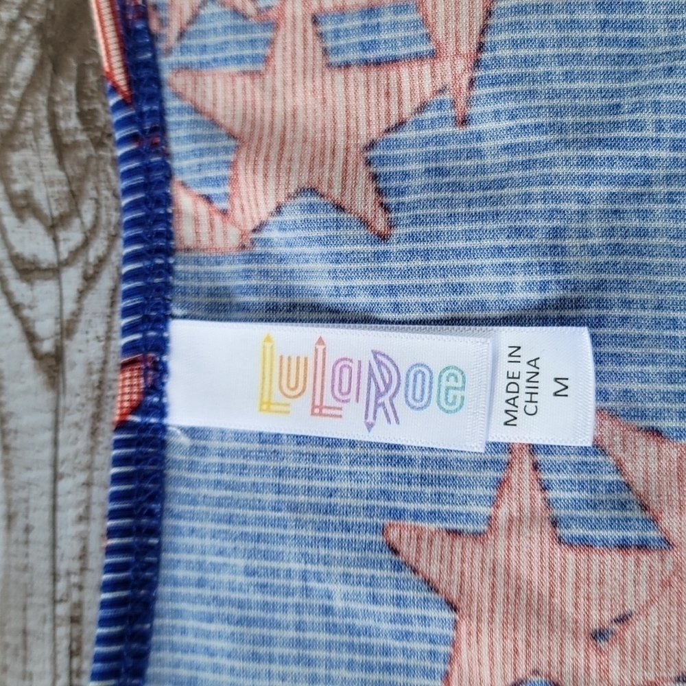 LulaRoe NWT Classic Tee American Dreams size Medium - Picture 5 of 5